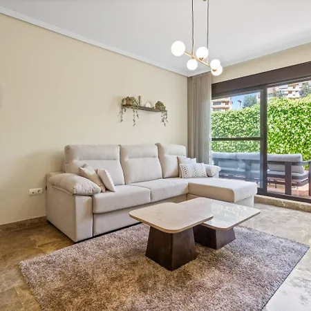 شقة With Private Garden - Swimming Pool And Family-friendly